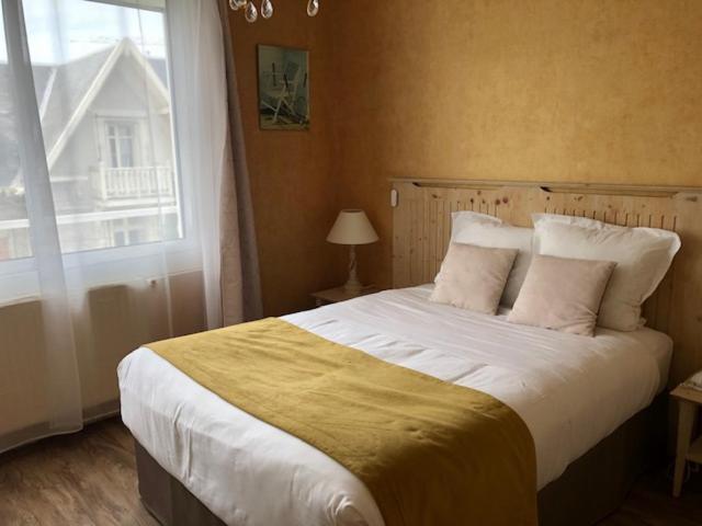 Family Golf Hotel Royan Zewnętrze zdjęcie