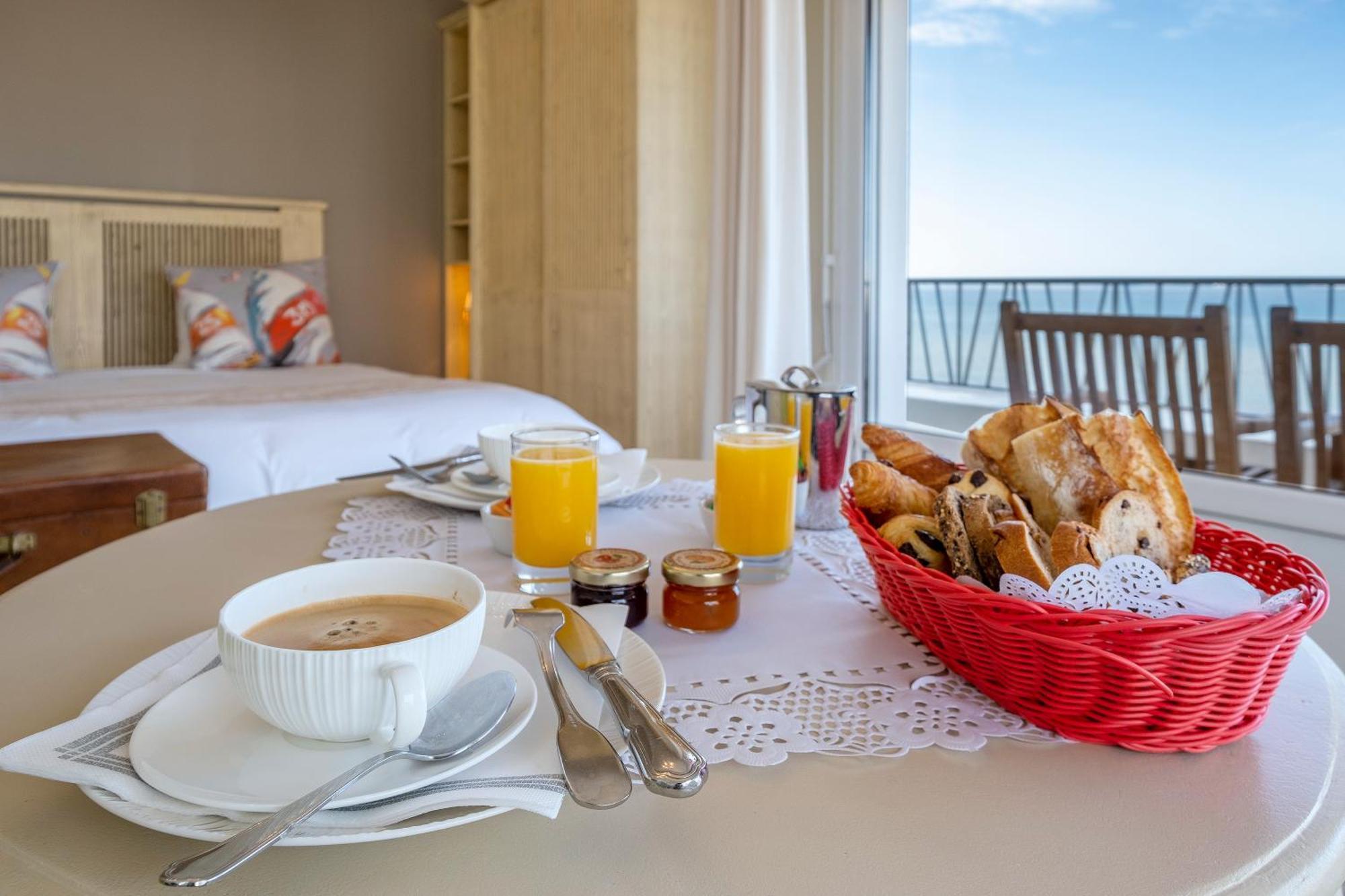 Family Golf Hotel Royan Zewnętrze zdjęcie