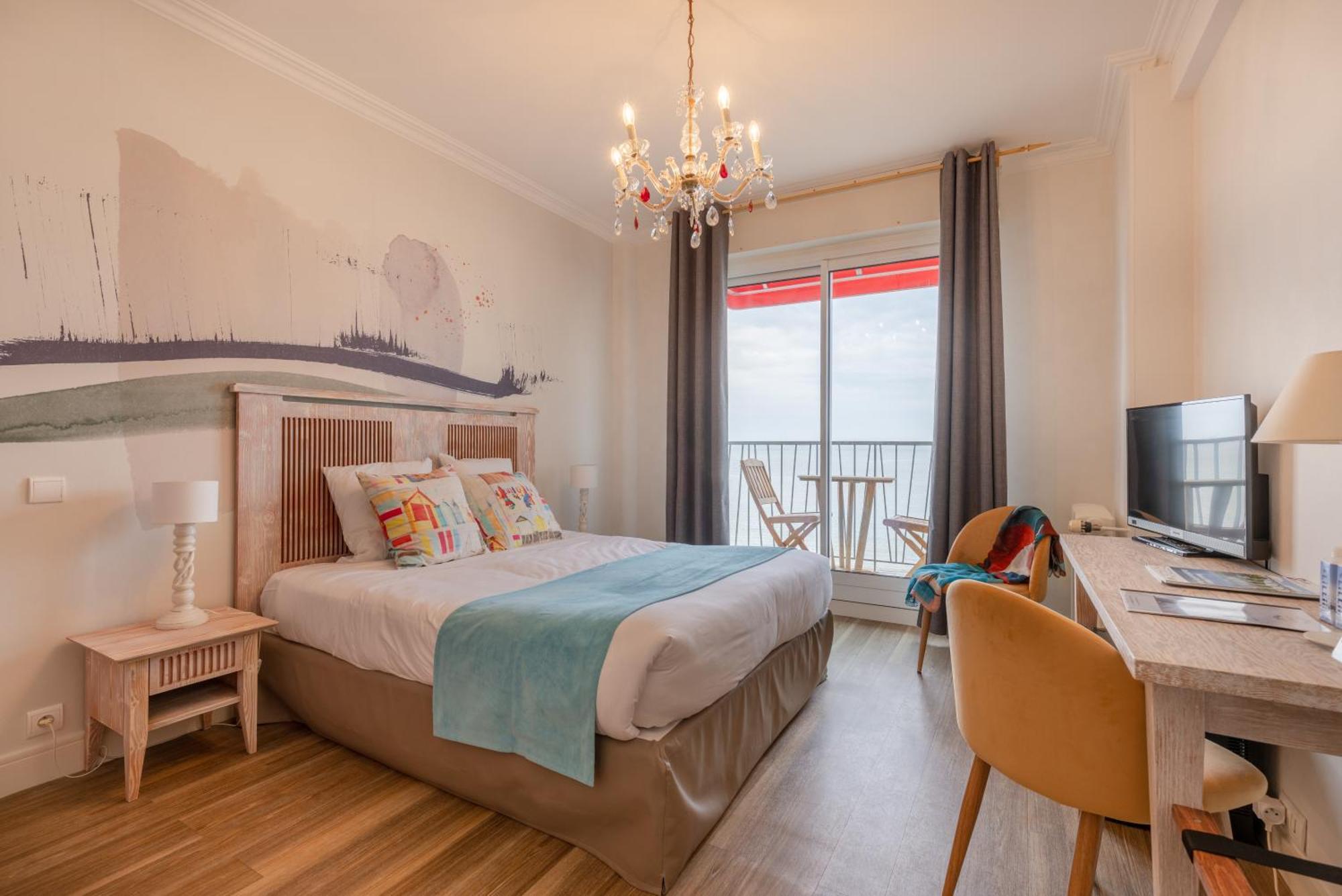 Family Golf Hotel Royan Zewnętrze zdjęcie